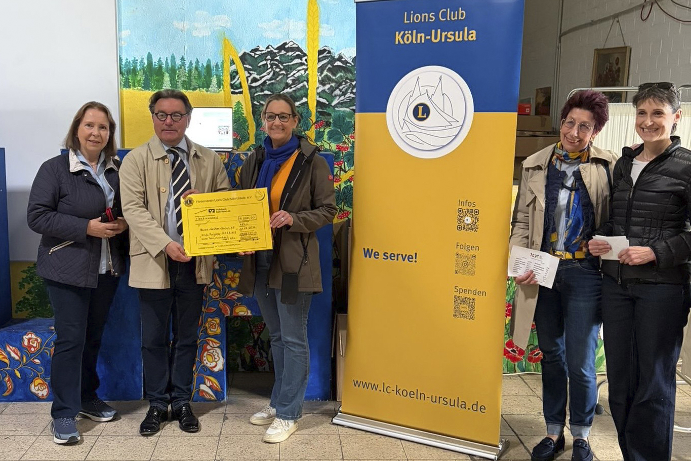 Lions-Club Köln Ursula besucht das blaugelbe kreuz
